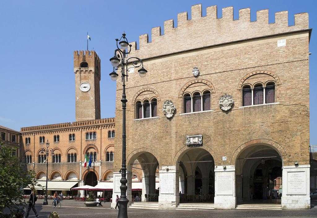 Holiday Treviso Suite Venezia Quarto foto